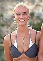 Celebrity: Elys Hutchinson