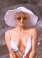 Celebrity: Laura Desirée