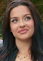 Celebrity: Willow Grey