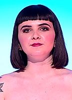Celebrity: Hannah Louise Smith