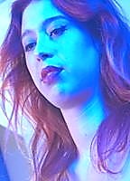 Celebrity: Mia de Vil