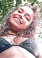 Celebrity: Ella Van Remortel