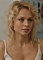 Celebrity: Yanina Studilina