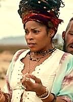Celebrity: Dionne Gipson