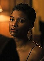 Celebrity: Samantha Walkes