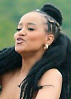 Celebrity: Londeka Sishi