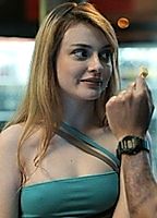 Celebrity: Bella Tiziel