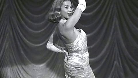 Pic: Victoria Abril in Don't Tempt Me (2001)