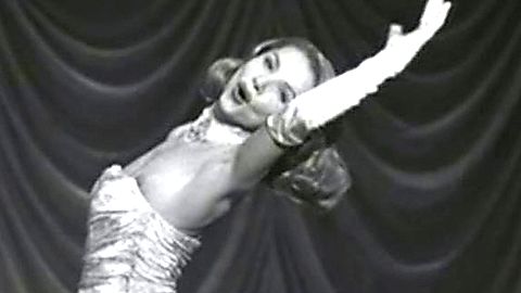 Pic: Victoria Abril in Don't Tempt Me (2001)