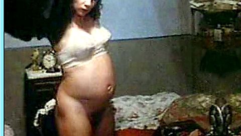Pic: Victoria Abril in Si te dicen que caí (1989)