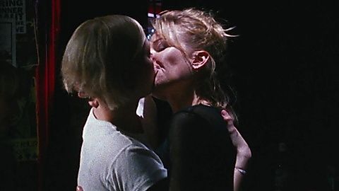 Pic: Joey Lauren Adams in Chasing Amy (1997)