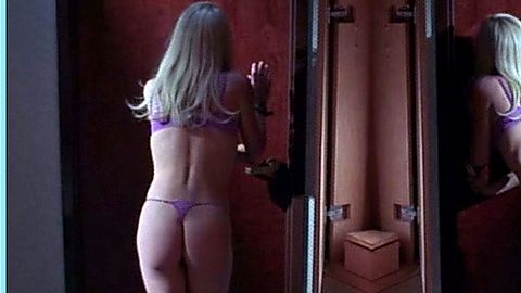 Pic: Krista Allen in Totally Blonde (2001)