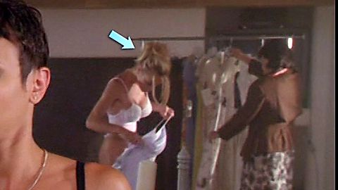 Pic: Pamela Anderson in V.I.P. (1998)
