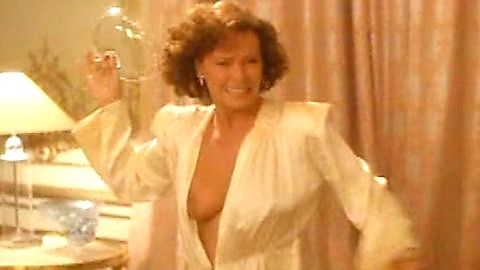 Pic: Laura Antonelli in Tranches de vie (1985)