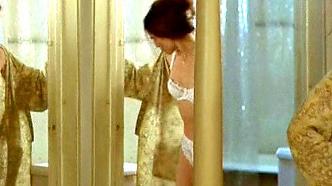 Pic: Gabrielle Anwar in The Guilty (2000)