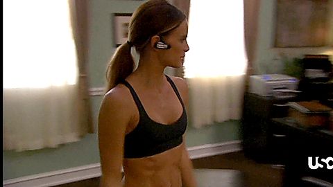 Pic: Gabrielle Anwar in Burn Notice (2007)