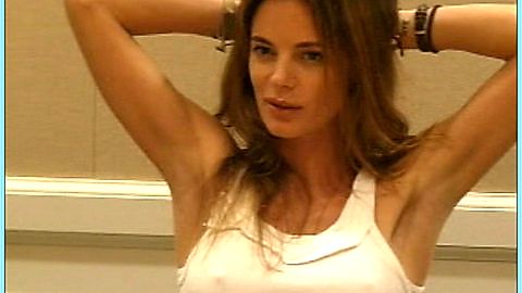 Pic: Gabrielle Anwar in Burn Notice (2007)