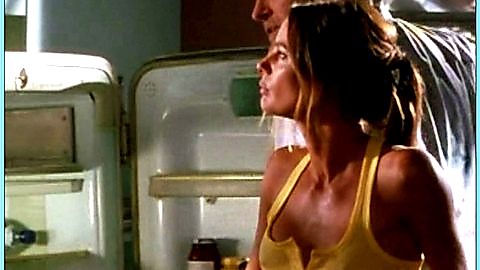 Pic: Gabrielle Anwar in Burn Notice (2007)