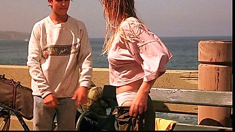 Pic: Christina Applegate in Streets (1990)