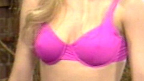 Pic: Christina Applegate in Married... with Children (1987)