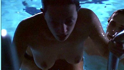Pic: Asia Argento in New Rose Hotel (1998)