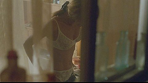 Pic: Rosanna Arquette in Nowhere to Run (1993)