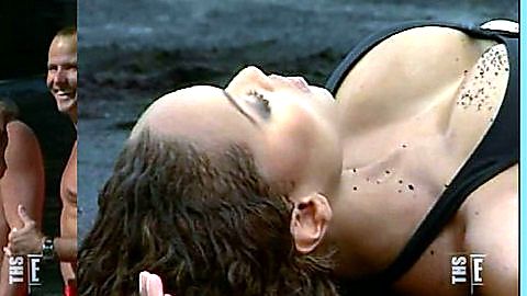 Pic: Tyra Banks in E! True Hollywood Story (1996)