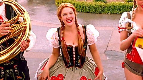 Pic: Drew Barrymore in Charlie's Angels (2000)