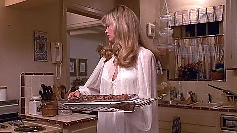 Pic: Kim Basinger in My Stepmother Is an Alien (1988)