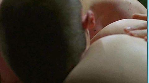 Pic: Emmanuelle B in Strayed (2003)