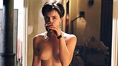 Pic: Kate Beckinsale in Uncovered (1995)