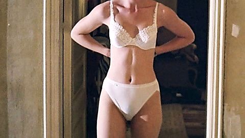 Pic: Kate Beckinsale in Uncovered (1995)