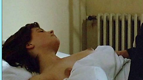 Pic: Juliette Binoche in La vie de famille (1985)