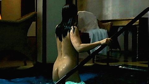 Pic: Juliette Binoche in Jet Lag (2002)