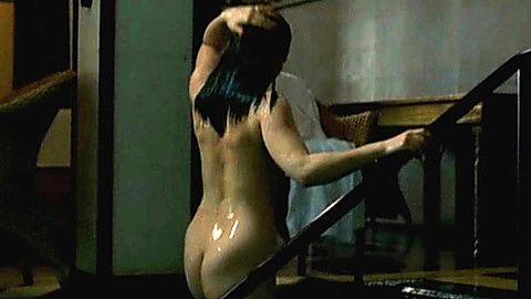 Pic: Juliette Binoche in Jet Lag (2002)