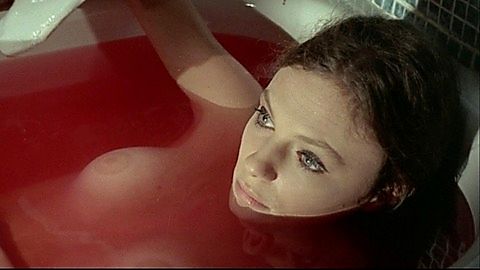 Pic: Jacqueline Bisset in The Mephisto Waltz (1971)