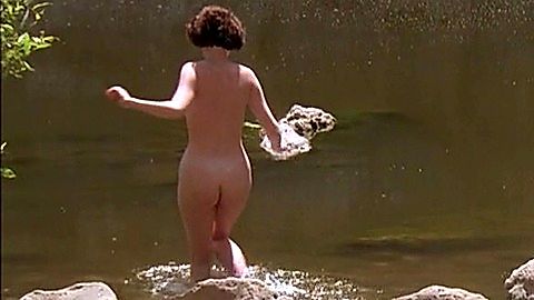 Pic: Lara Flynn Boyle in Threesome (1994)