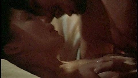 Pic: Lara Flynn Boyle in The Big Squeeze (1996)