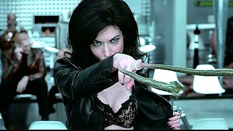 Pic: Lara Flynn Boyle in Men in Black II (2002)