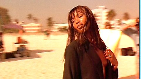 Pic: Naomi Campbell in Miami Rhapsody (1995)