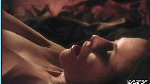 Pic: Courteney Cox in Dirt (2007)