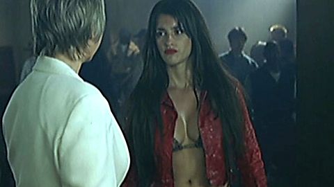 Pic: Penélope Cruz in Don't Tempt Me (2001)