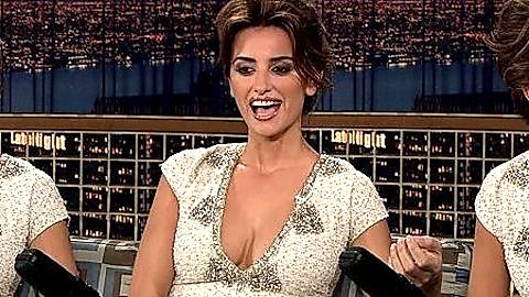 Pic: Penélope Cruz in Late Night with Conan O'Brien (1993)