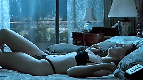 Pic: Jamie Lee Curtis in True Lies (1994)