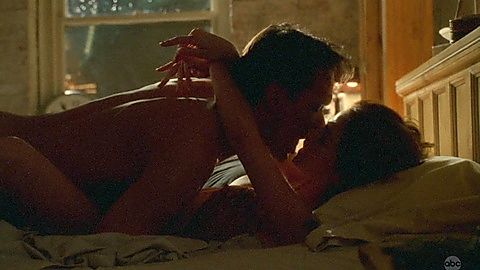 Pic: Kim Delaney in NYPD Blue (1993)