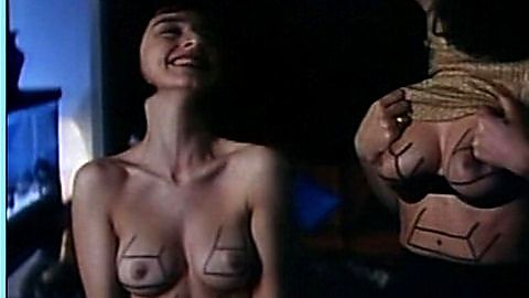 Pic: Maria de Medeiros in Huevos de oro (1993)