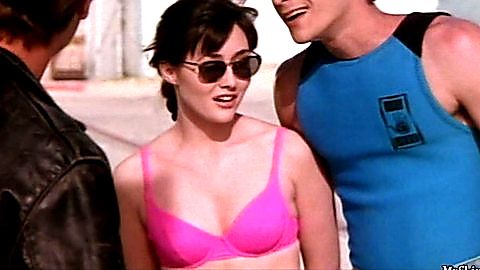 Pic: Shannen Doherty in Beverly Hills, 90210 (1990)