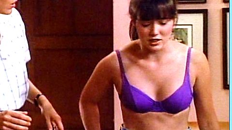 Pic: Shannen Doherty in Beverly Hills, 90210 (1990)