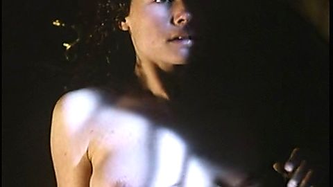 Pic: Minnie Driver in Cruel Train (1995)