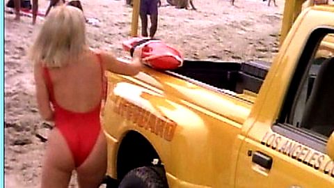 Pic: Nicole Eggert in Baywatch (1989)
